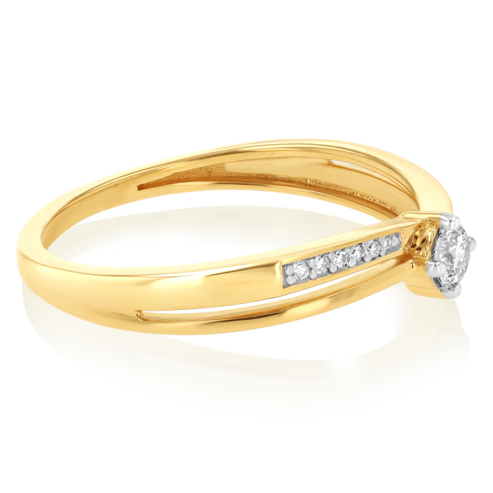 0.13 Carat Diamond Ring in 9ct Yellow Gold - Image 2