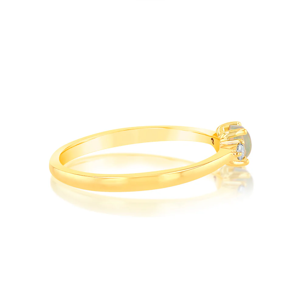 0.17 Carat Opal and Diamond Ring in 9ct Yellow Gold - Image 2