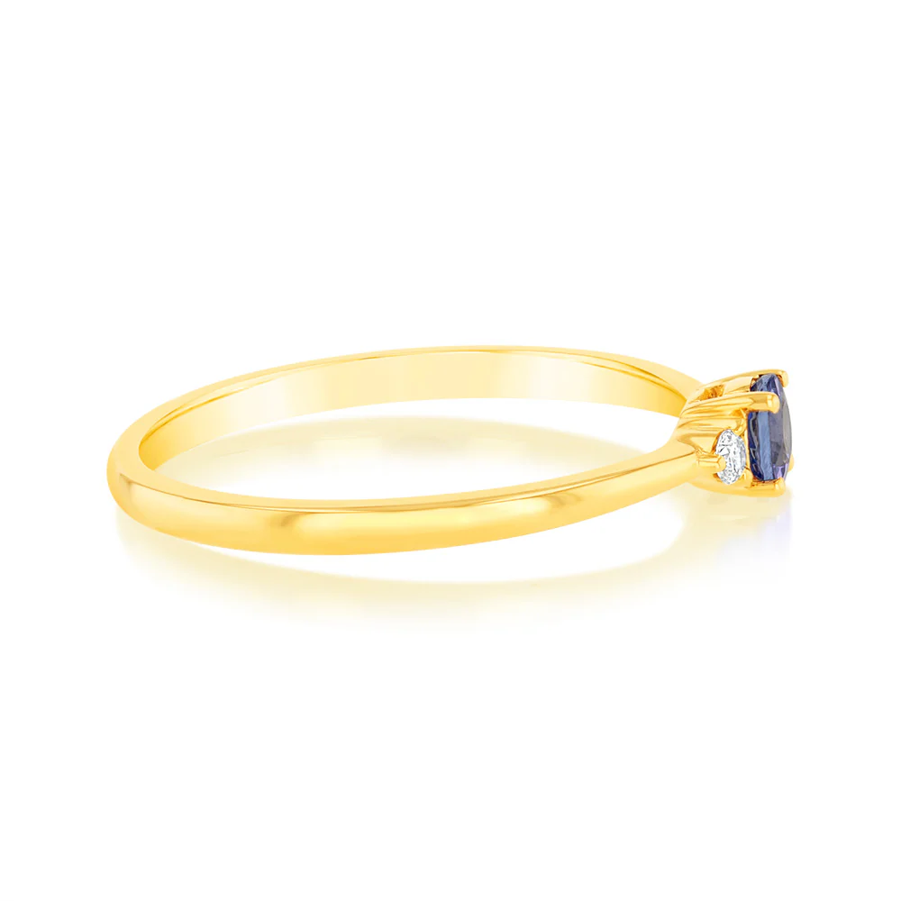 0.27 Carat Tanzanite and Diamond Ring in 9ct Yellow Gold - Image 2