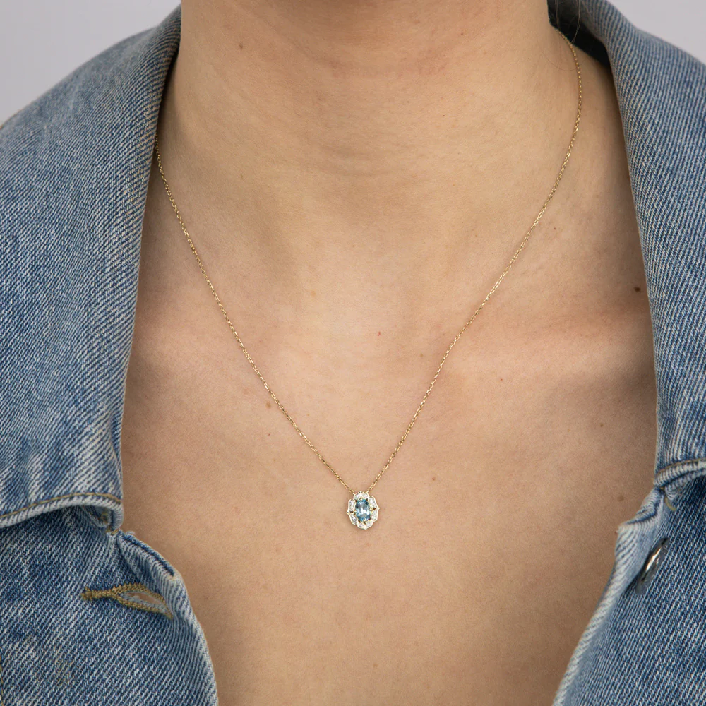 0.55 Carat Blue Topaz Oval and Diamond Pendant with 45m Chain in 9ct Yellow Gold - Image 2