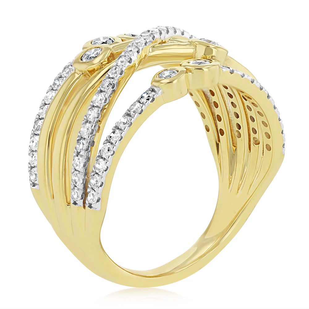 0.66 Carat Diamond Ring in 9ct Yellow Gold - Image 3