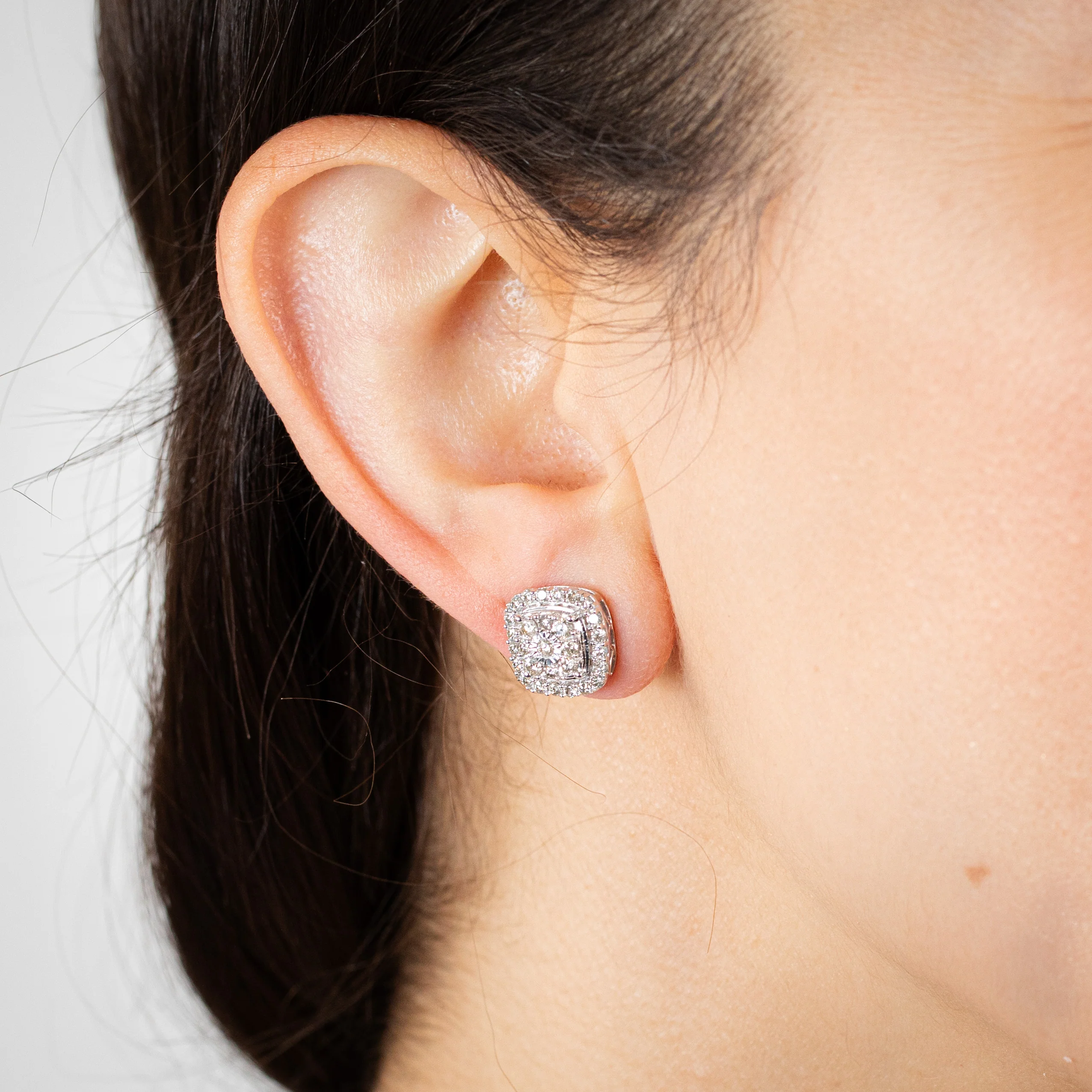 0.95 Carat Diamond Cushion Cluster Stud Earrings - Image 2