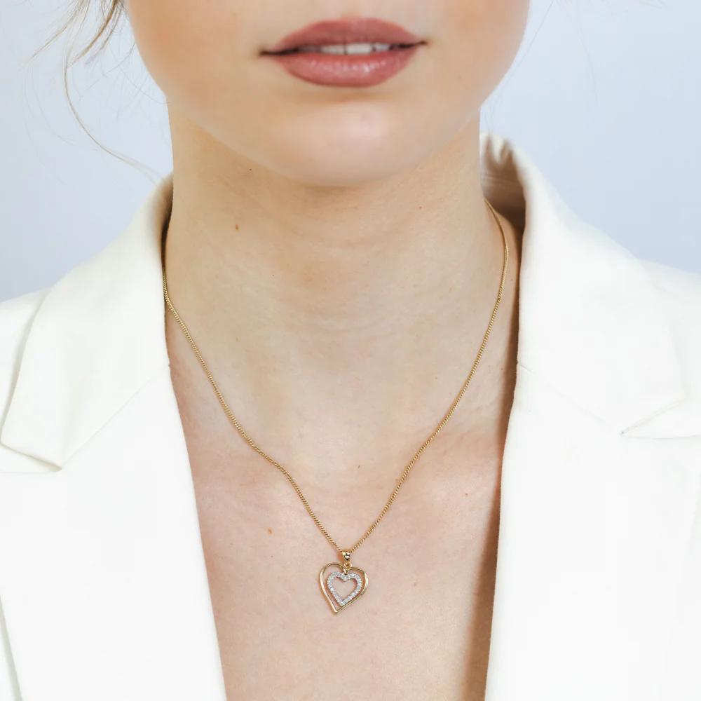 1/10 Carat Diamond Heart Pendant in 9ct Yellow Gold - Image 2