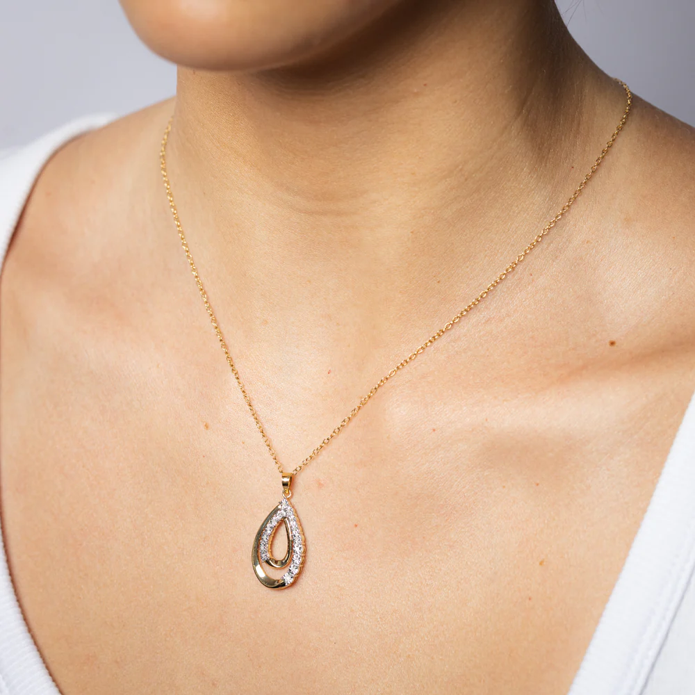 1/10 Carat Diamond Pendant on 45cm Chain in Gold Plated Silver - Image 2