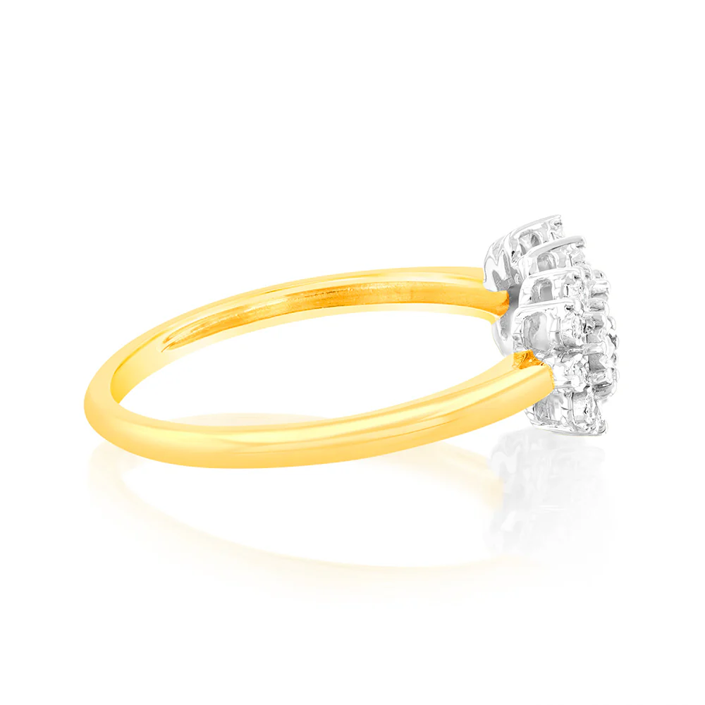 1/10 Carat Diamond Ring with 19 Round Brilliant Diamonds in 9ct Yellow Gold - Image 2