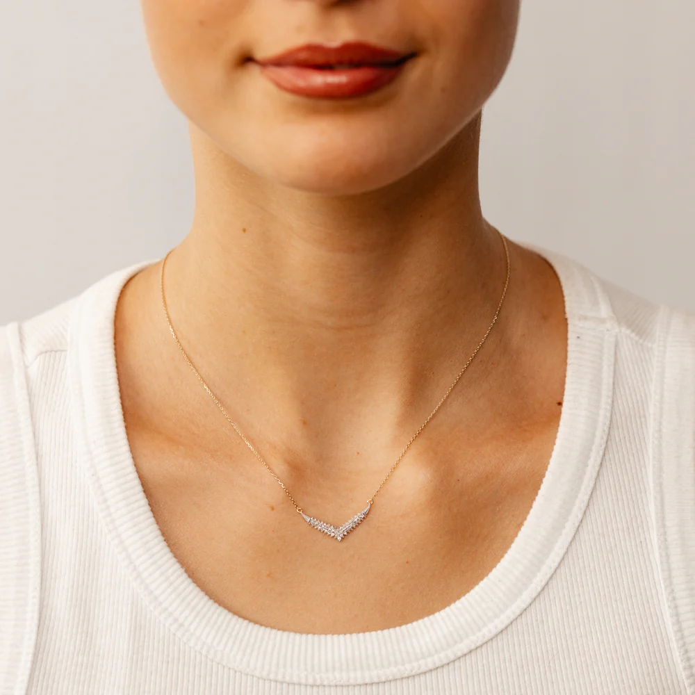 1/5 Carat Diamond Necklace in 9ct Yellow Gold on 43-48cm Adjustable Chain - Image 3