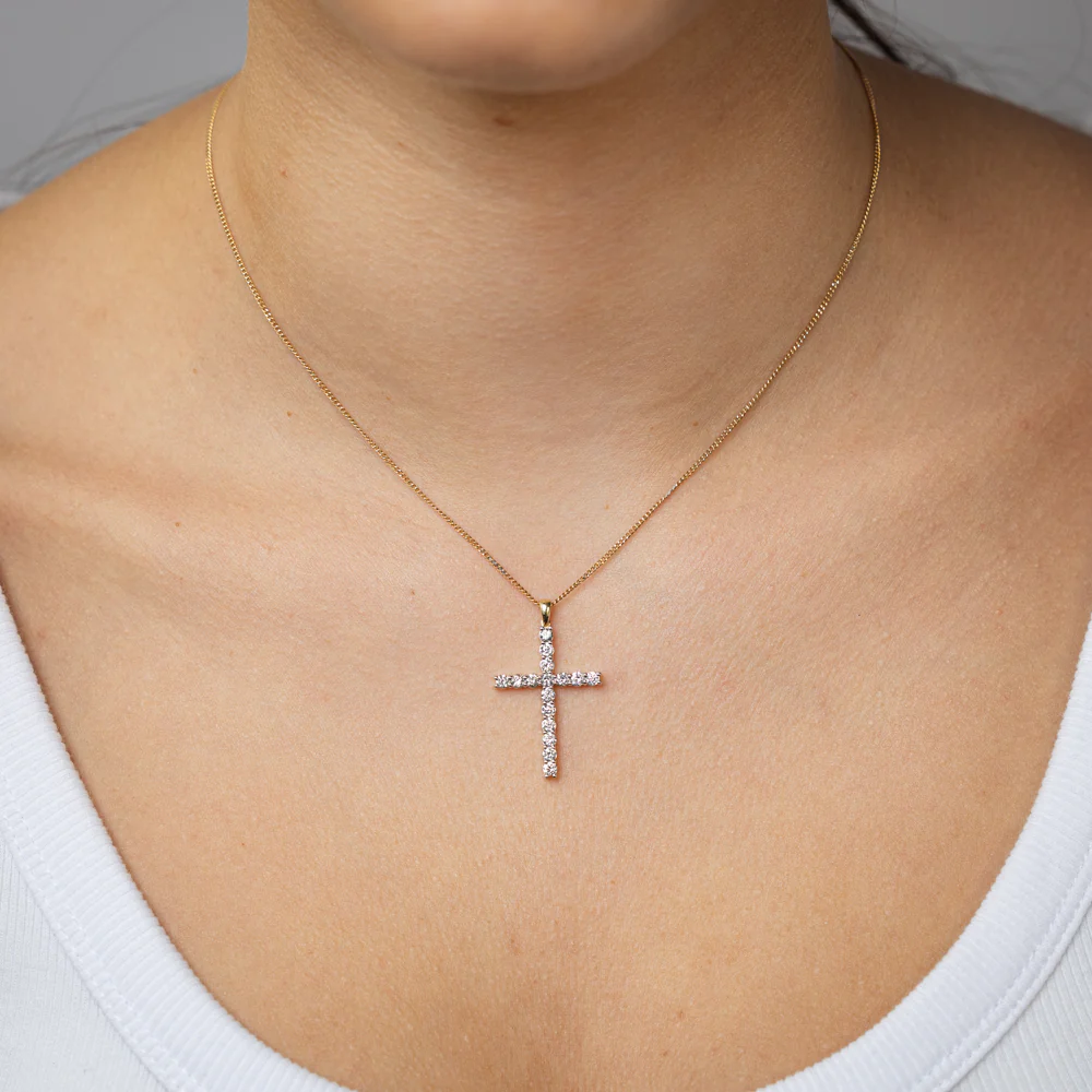 1 Carat Diamond Cross Pendant in 9ct Yellow Gold - Image 2