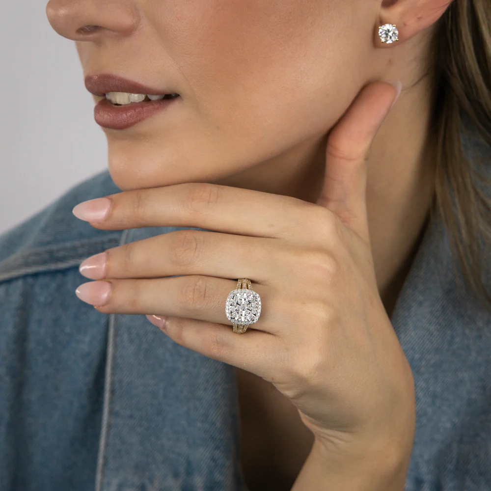 1 Carat Diamond Cushion Shaped Ring in 9ct Yellow Gold & Sterling Silver - Image 2