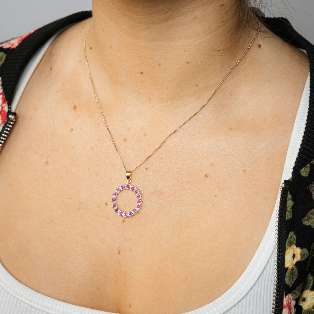 1 Carat Ruby and Diamond Circle Pendant in 9ct Yellow Gold - Image 2