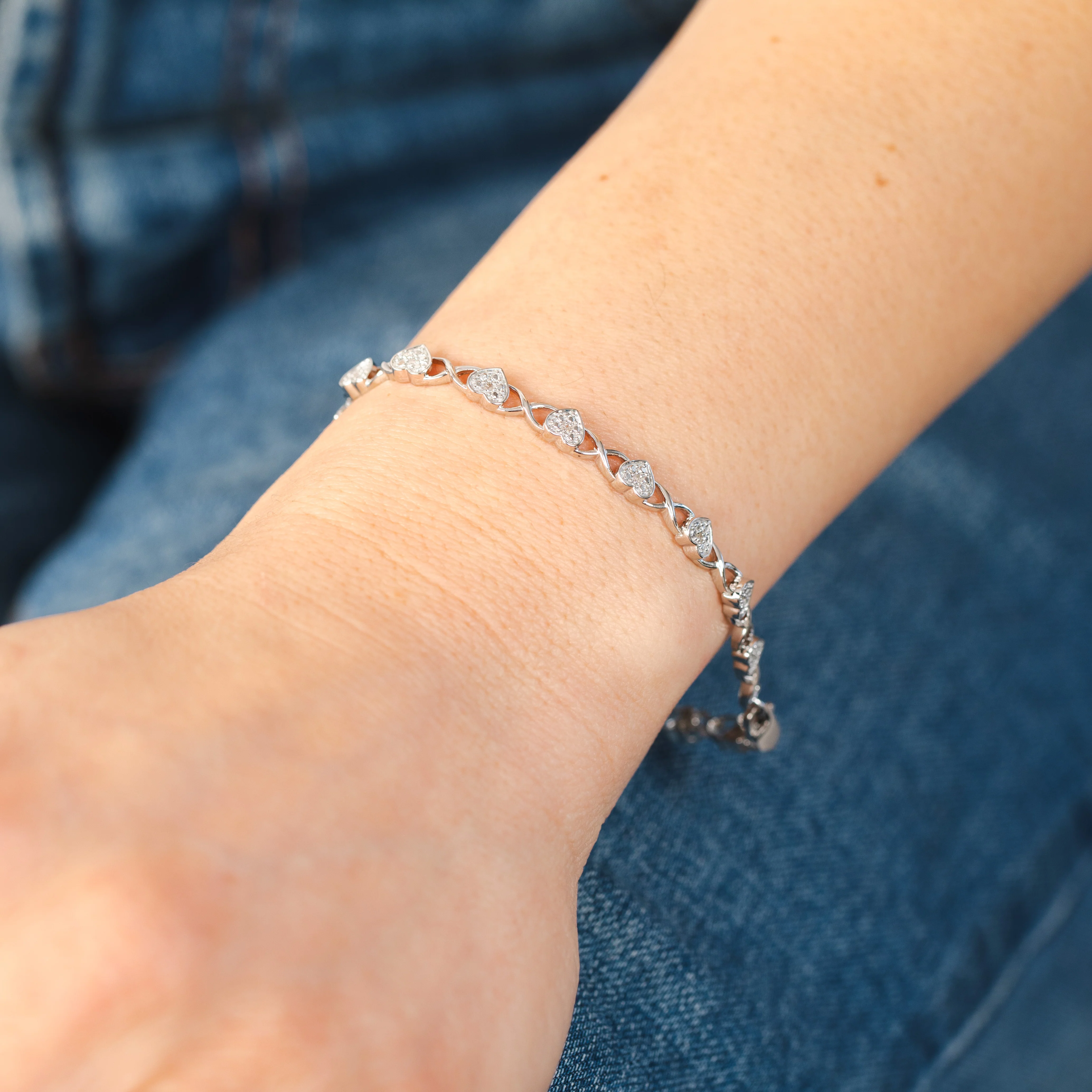 10 Point Diamond Fancy Heart 18cm Bracelet in Sterling Silver - Image 3