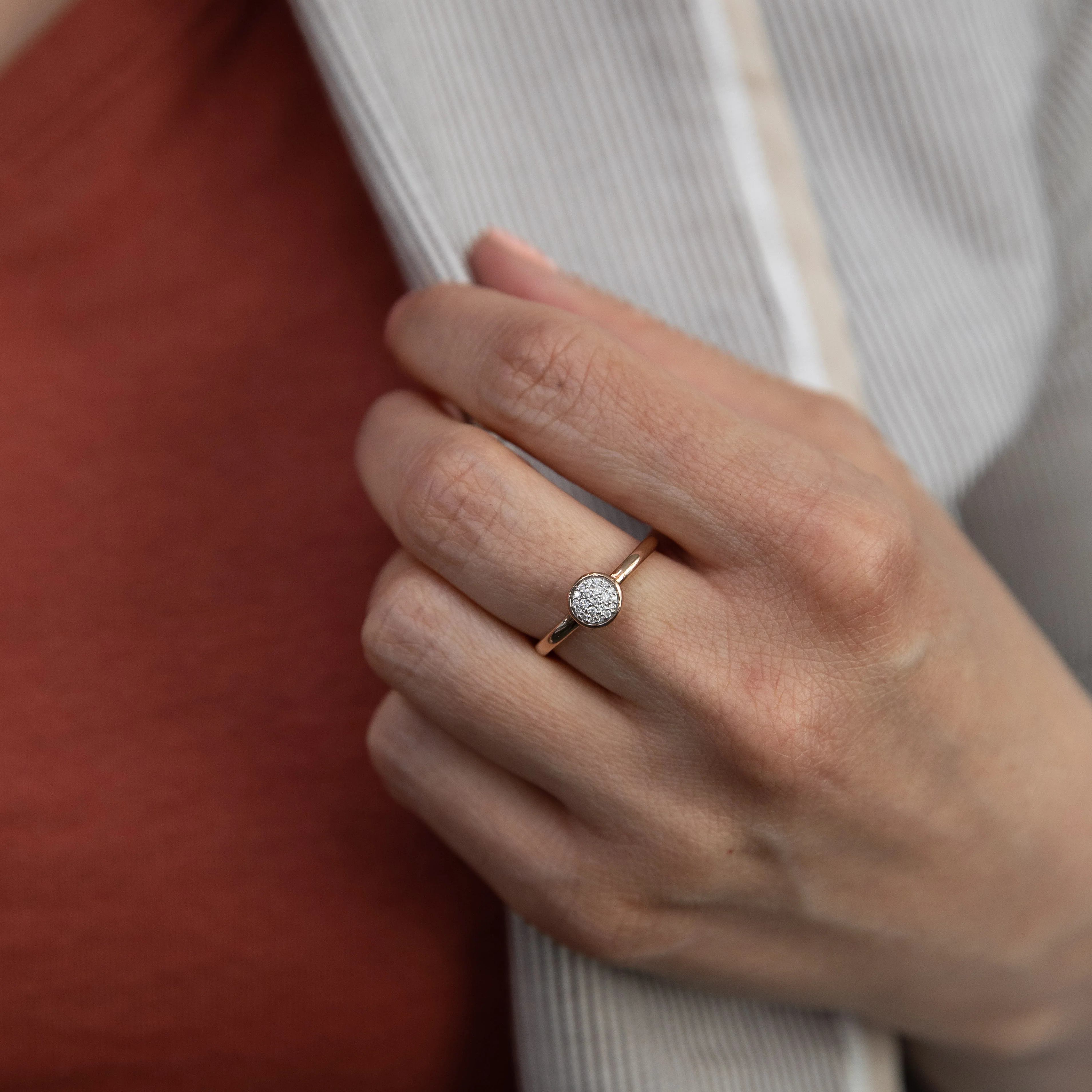 10ct Rose Gold 1/10 Carat Diamond Ring - Image 3