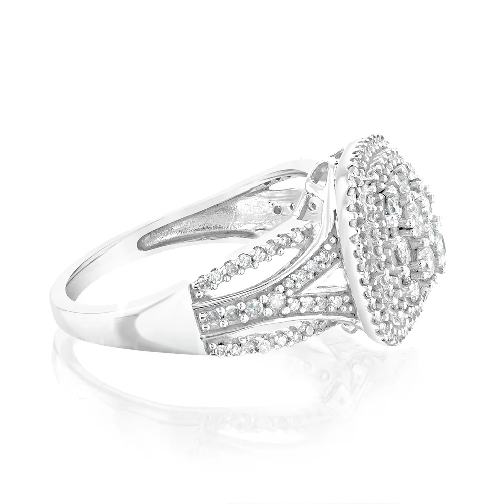 10ct White Gold 0.95 Carat Diamond Cluster Ring - Image 2