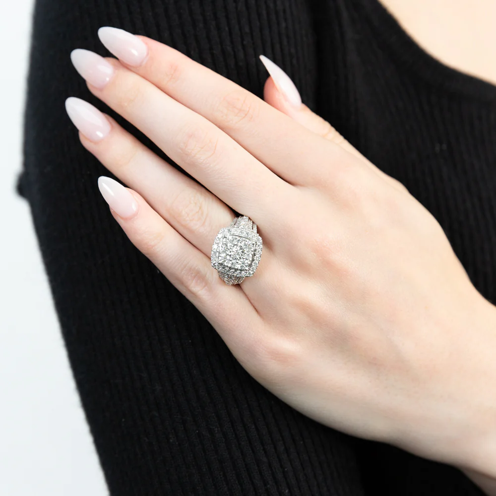 10ct White Gold 2 Carat Diamond Dress Ring - Image 2