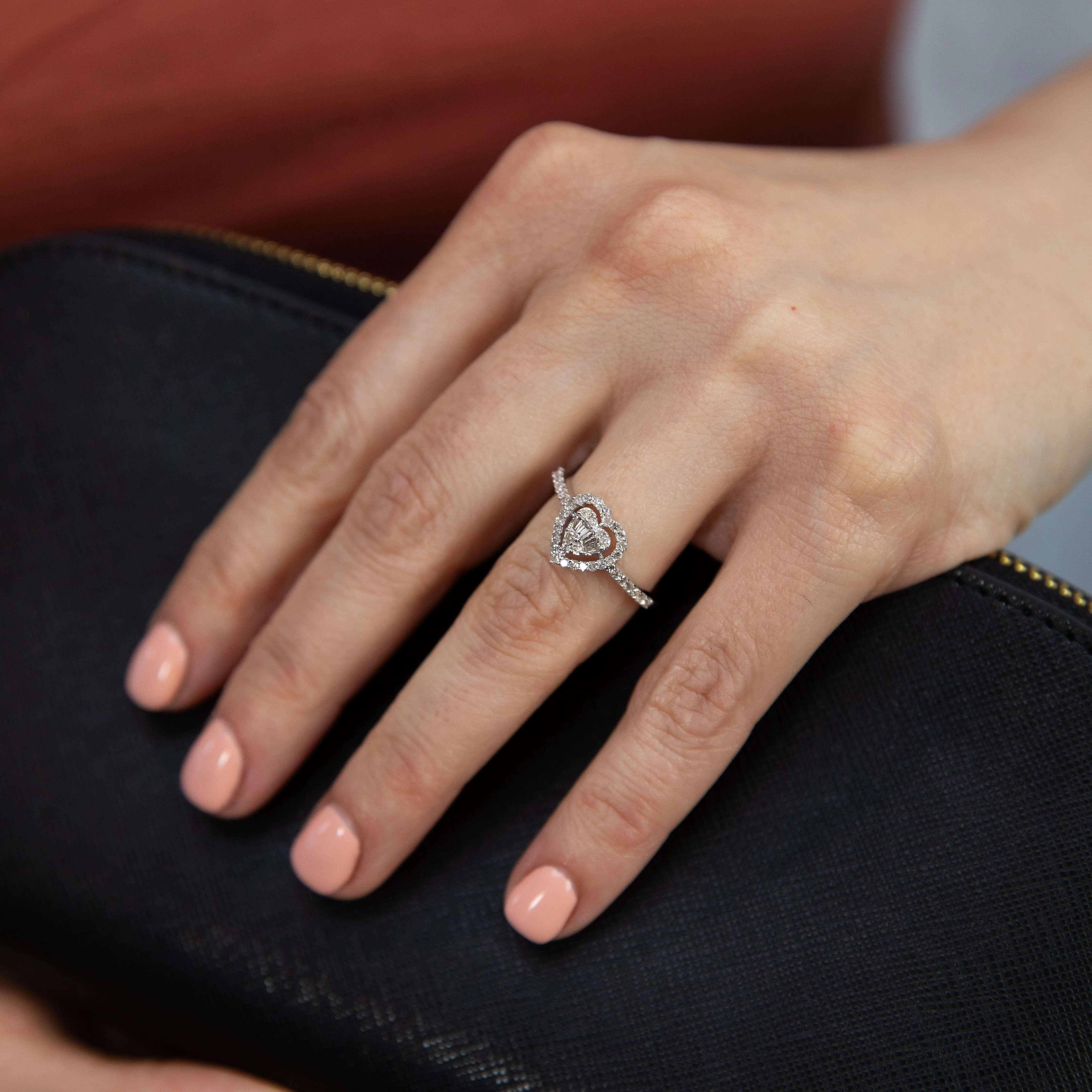 14ct White Gold 1/3 Carat Diamond Heart Ring - Image 3