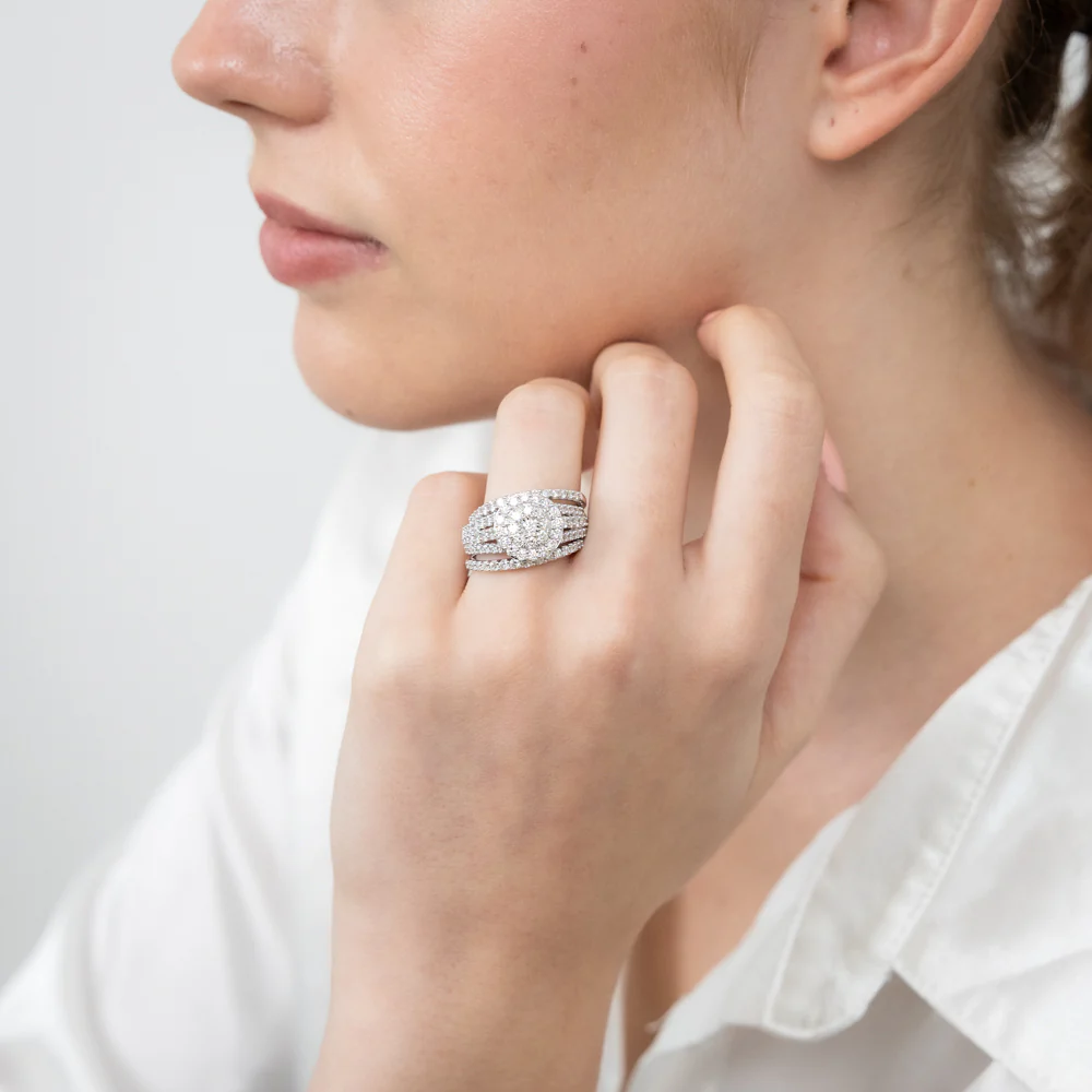 14ct White Gold 1.95 Carat Diamond Halo Bridal 3 Ring set with Brilliant Cut Diamonds - Image 3