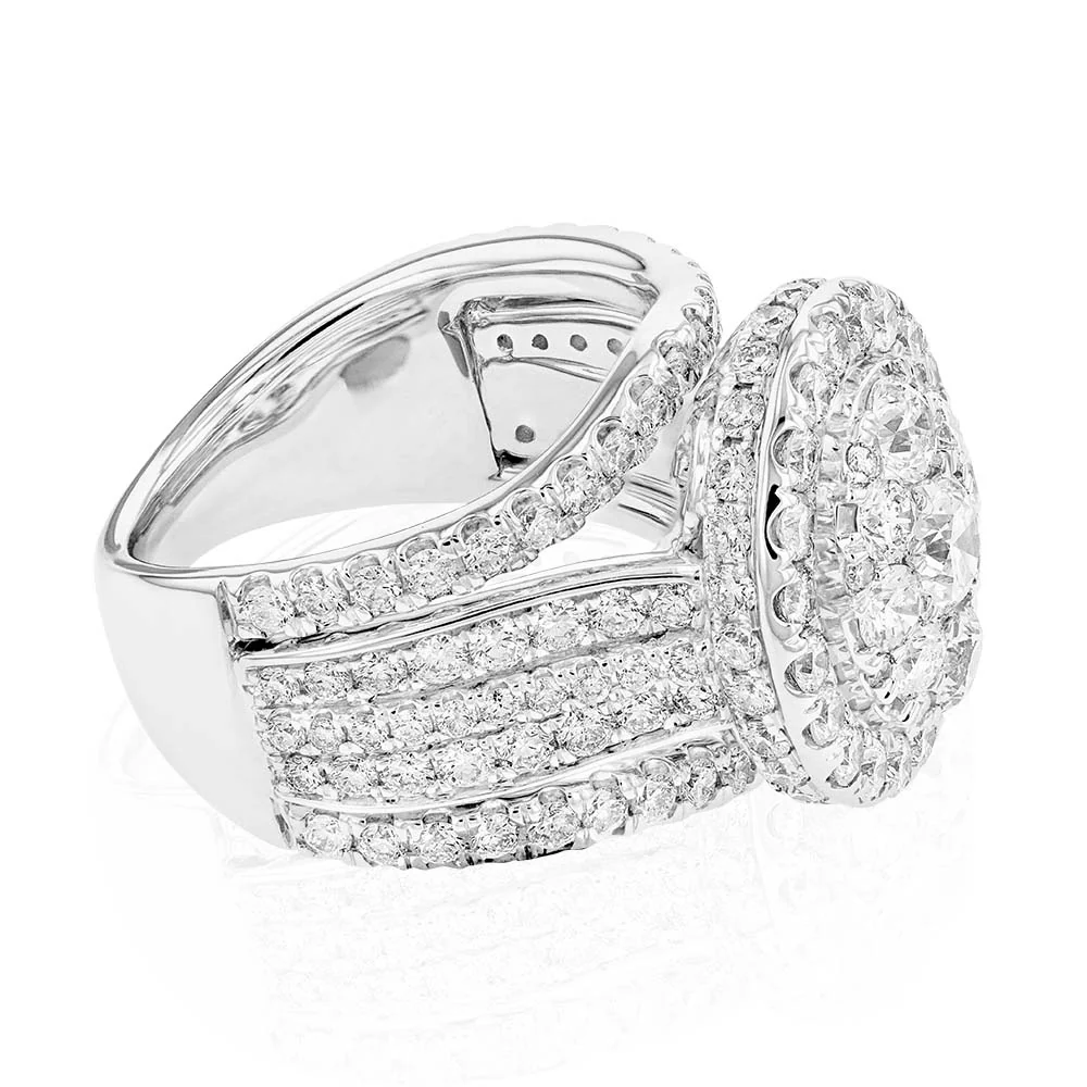 14ct White Gold 4 Carat Diamond Oval Shaped Cluster Ring - Image 4