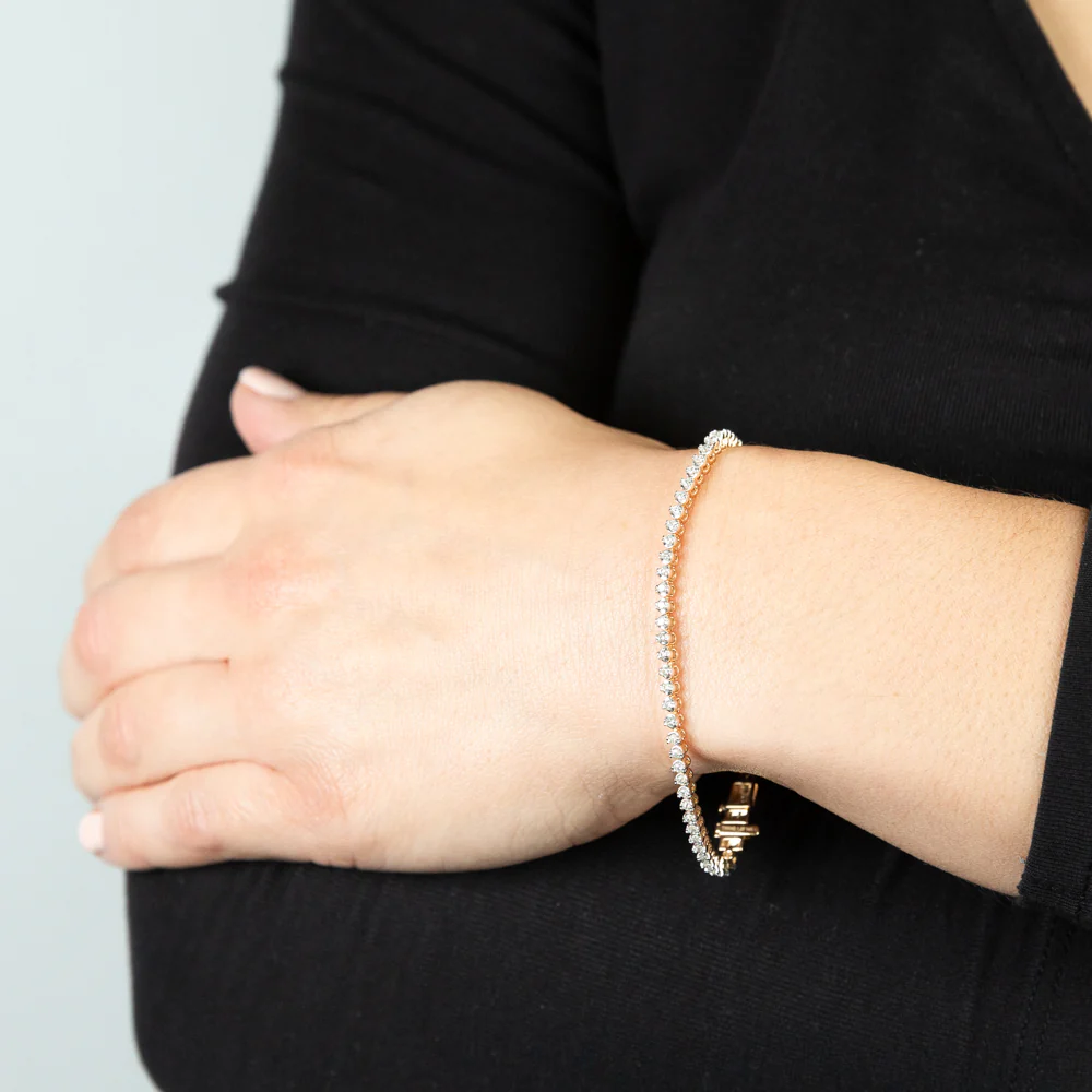 14ct Yellow Gold 1.2 Carats Diamond Tennis Bracelet With 70 Brilliant Diamonds 18cm - Image 3