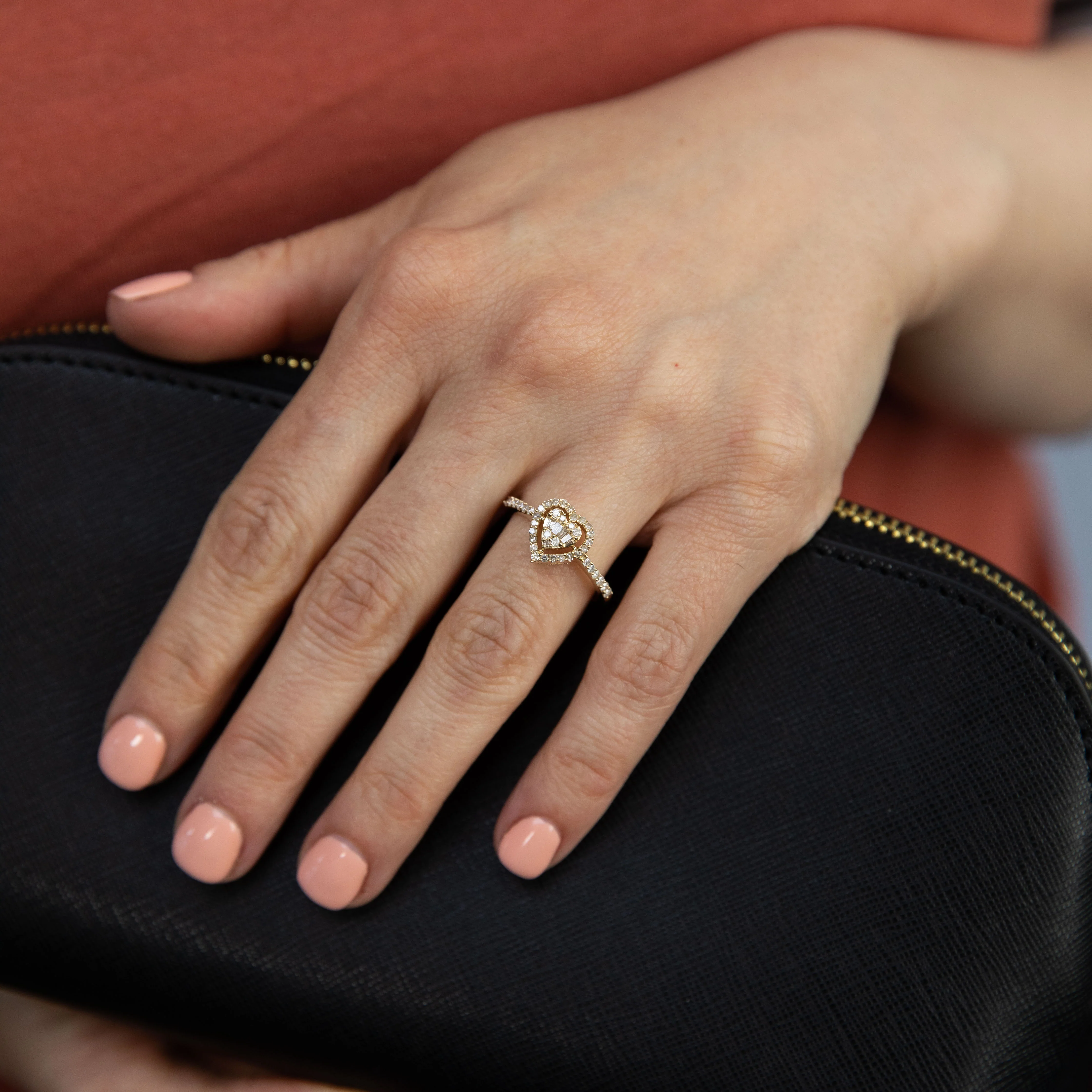 14ct Yellow Gold 1/3 Carat Diamond Heart Ring - Image 3