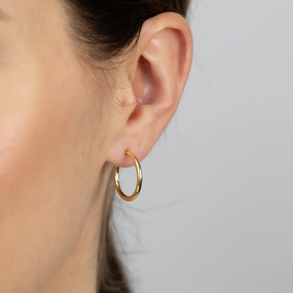 15mm Plain Hoop Earrings in 9ct Yellow Gold - Image 3
