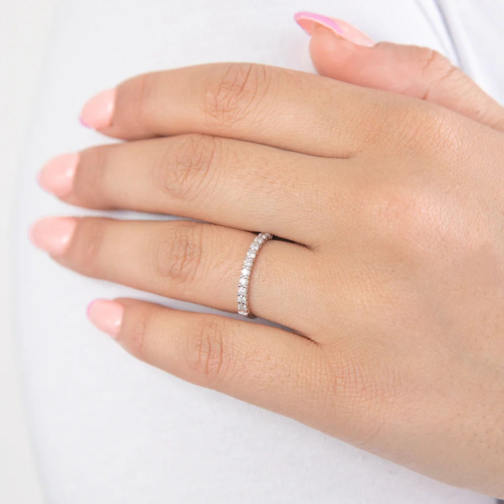 18ct White Gold Ring With 0.25 Carats Of Diamonds - Image 3