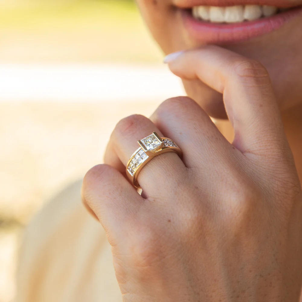 18ct Yellow Gold 'Princess Celia' Ring With 2 Carats Of Diamonds - Image 4