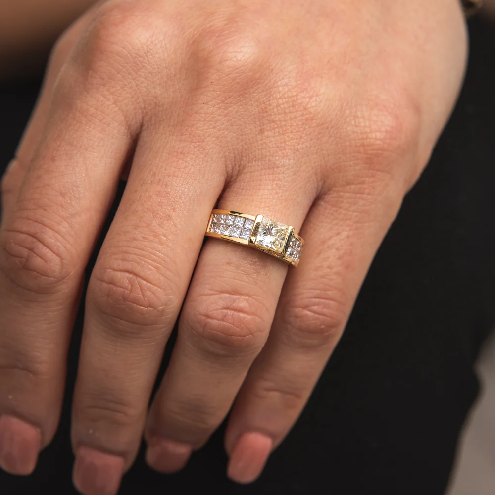 18ct Yellow Gold 'Princess Celia' Ring With 2 Carats Of Diamonds - Image 5