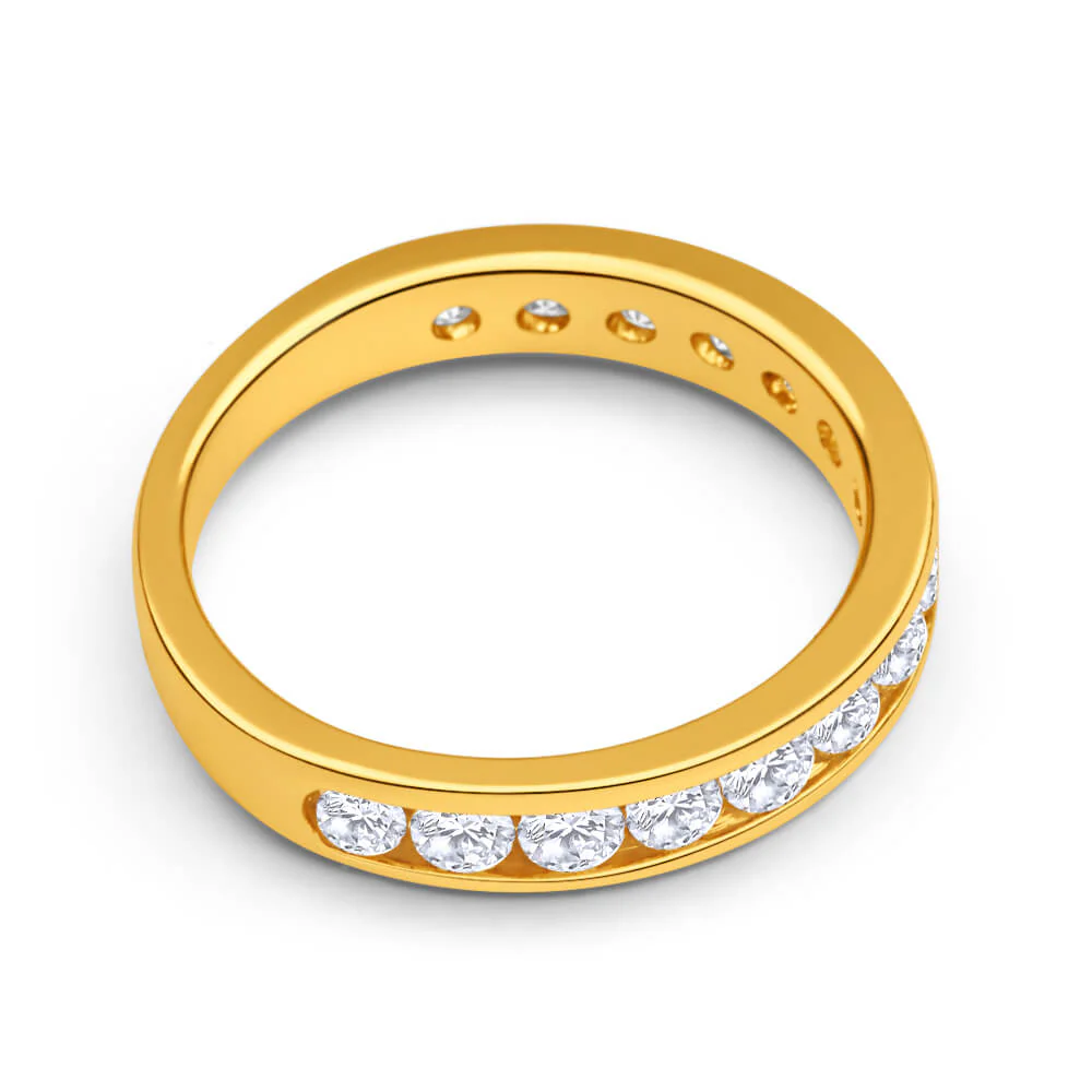 18ct Yellow Gold Ring With 1 Carat Of Channel Set Diamonds - Image 2
