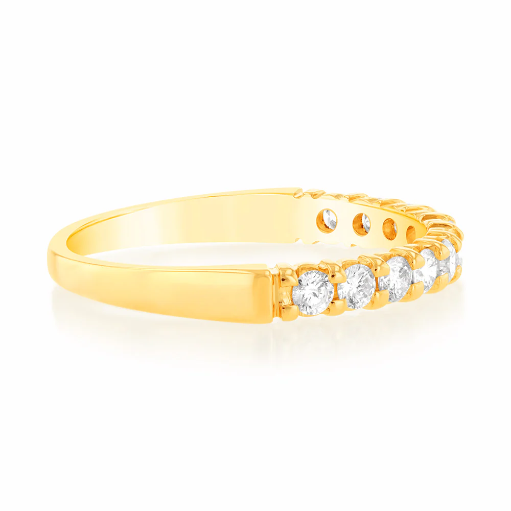 18ct Yellow Gold Ring With 3/8 Carats Of Diamonds - Image 2