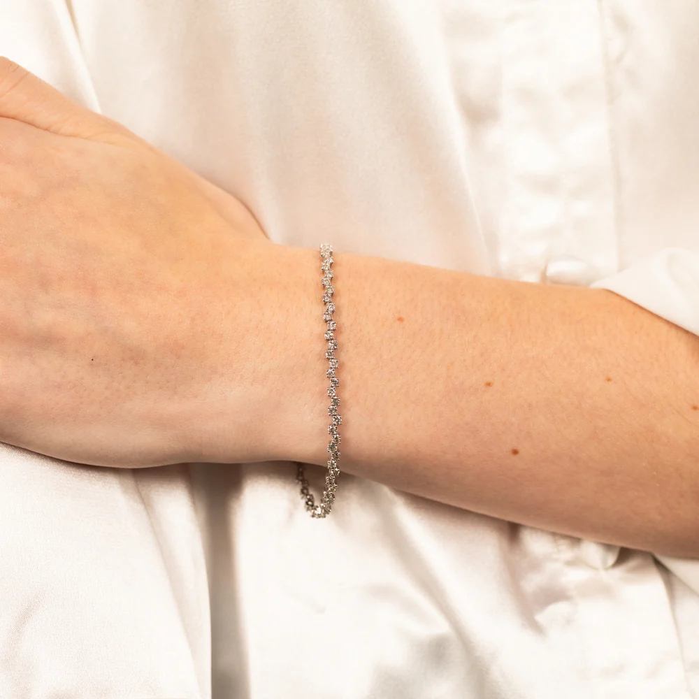 2 Carat Diamond Tennis Bracelet in 10ct White Gold - Image 3