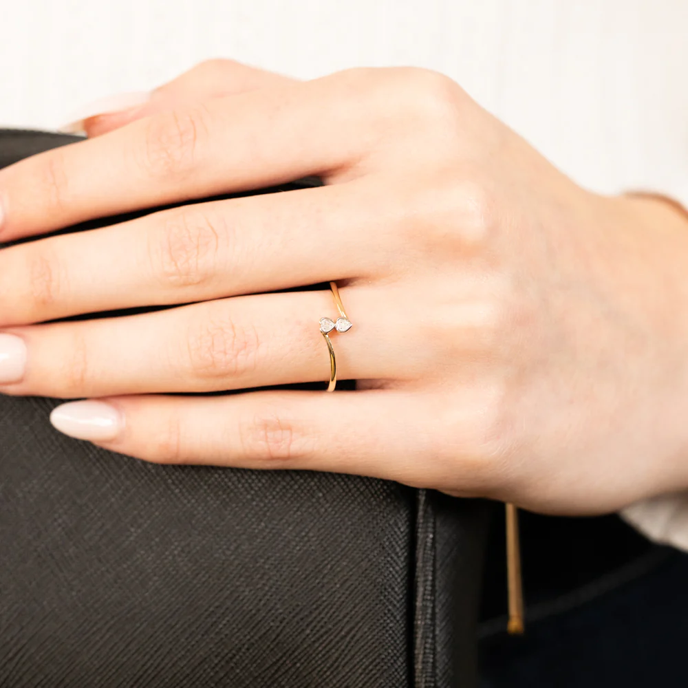 2Heart Shaped Diamond Ring in 9ct Yellow Gold - Image 3