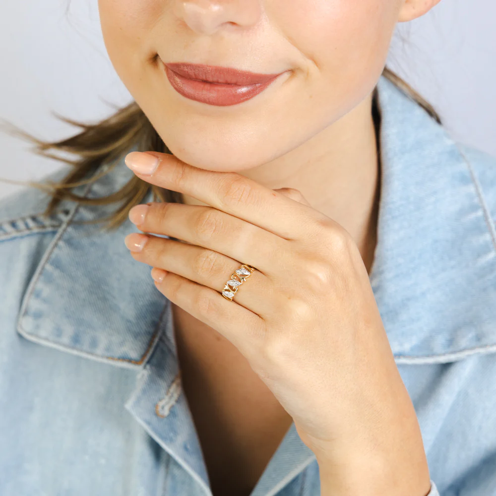 3 Diamond Dress Ring in 9ct Yellow Gold - Image 3