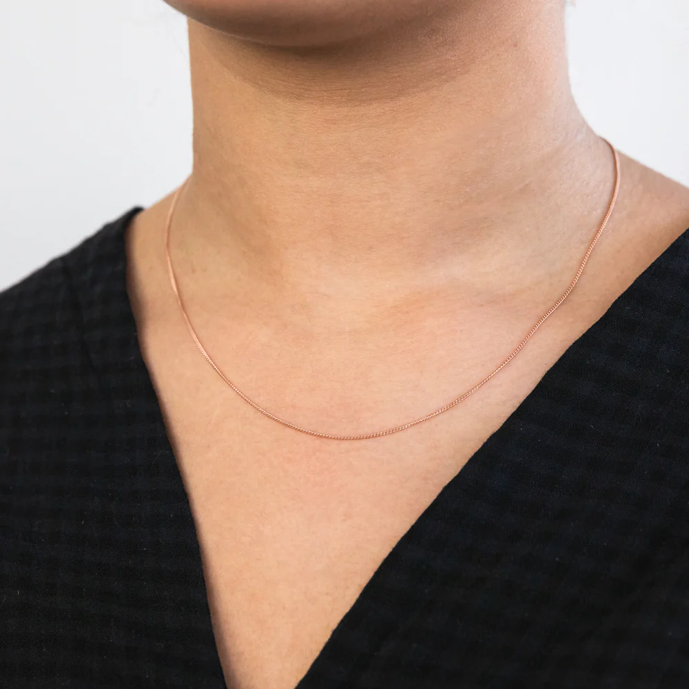45cm Sterling Silver and Rose Gold Plated Curb Link Chain - Image 4