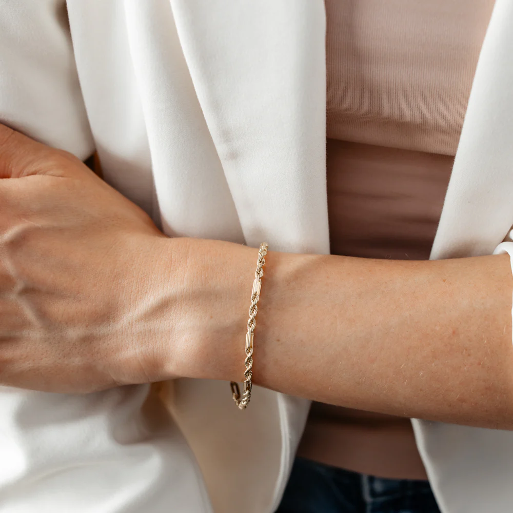 50 Gauge Hollow Dicut Figarope 18cm Bracelet in 9ct Yellow Gold - Image 5