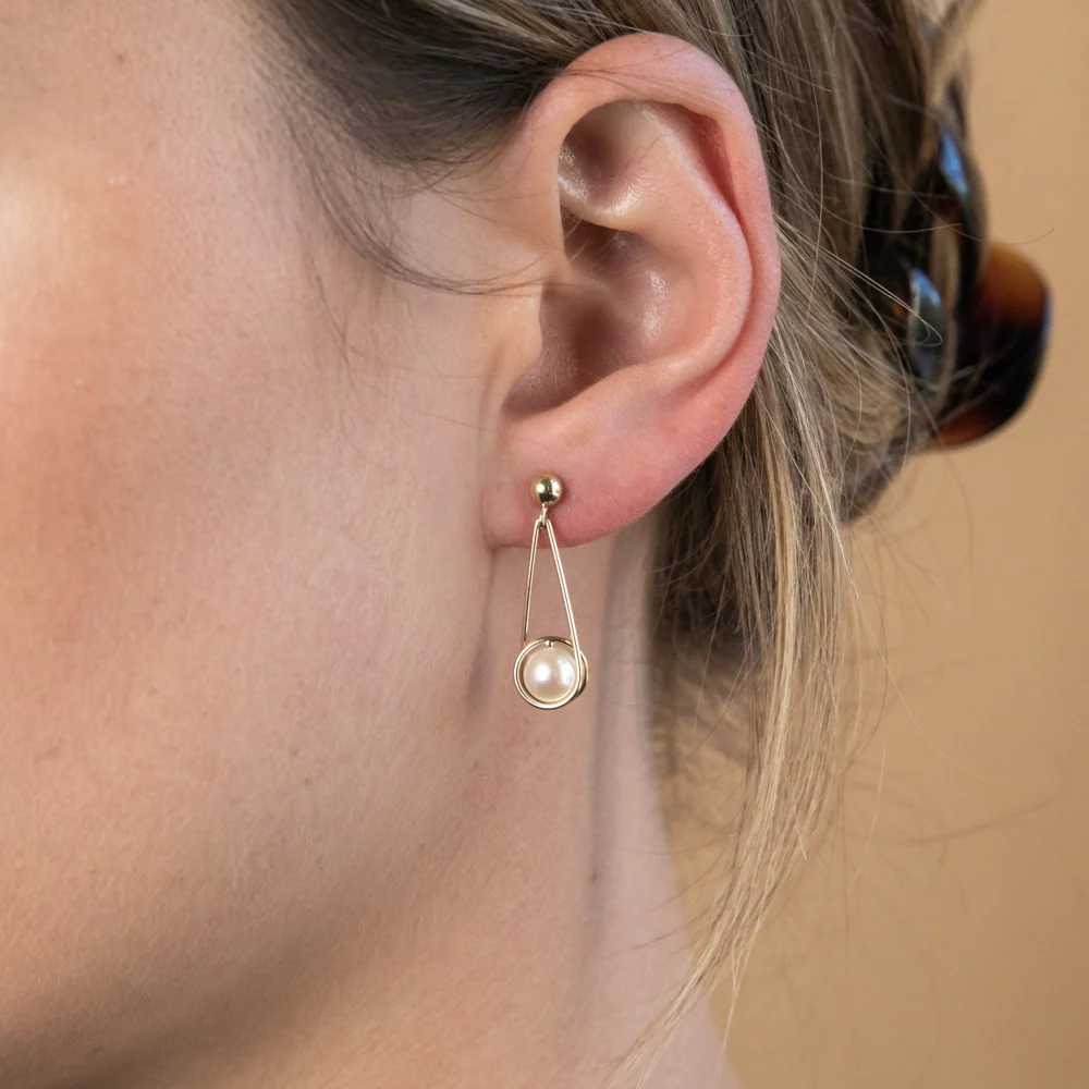 9ct Freshwater Pearl Drop Earrings - Image 2
