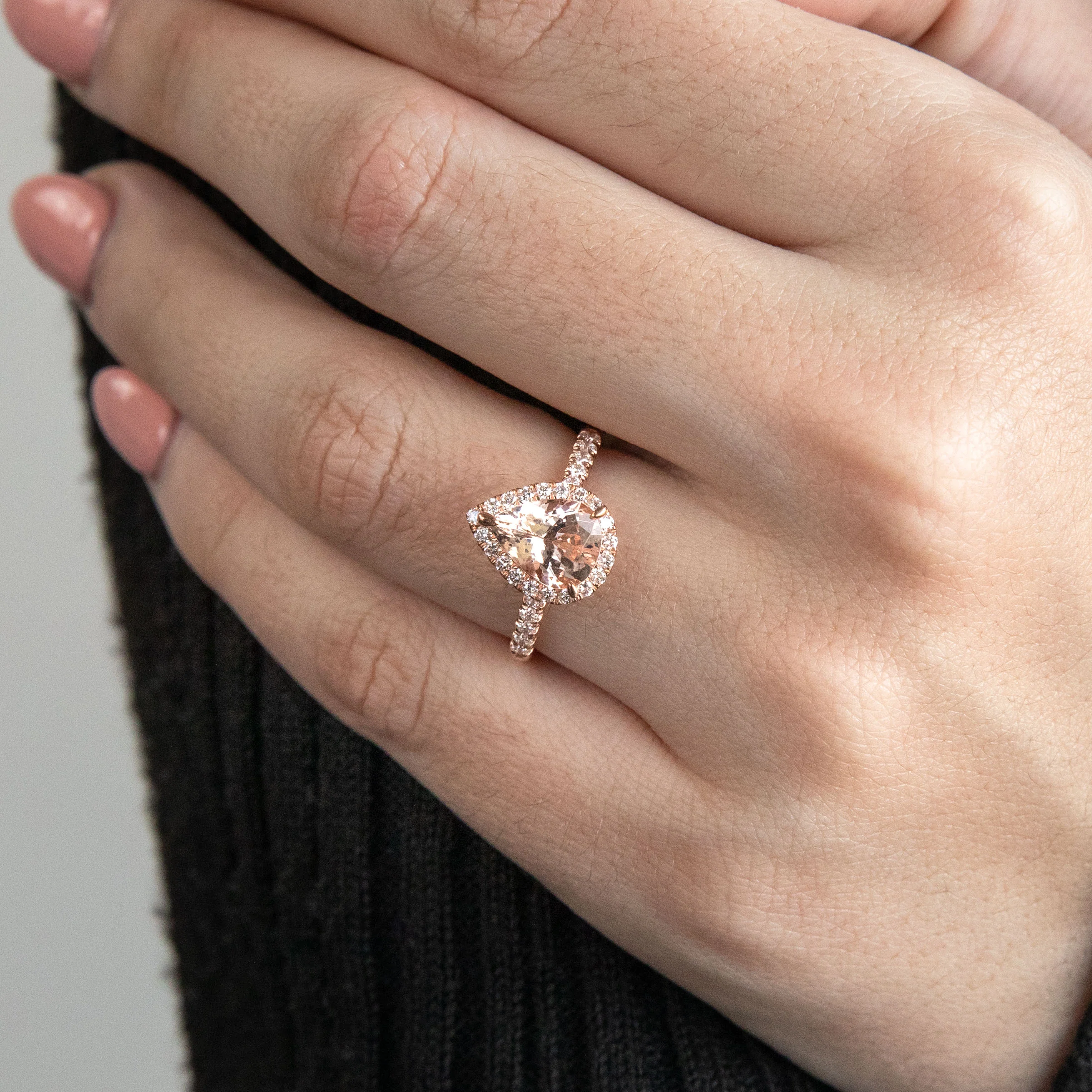9ct Rose Gold 1.50 Carat Morganite & 0.30 Carat Diamond Ring - Image 3