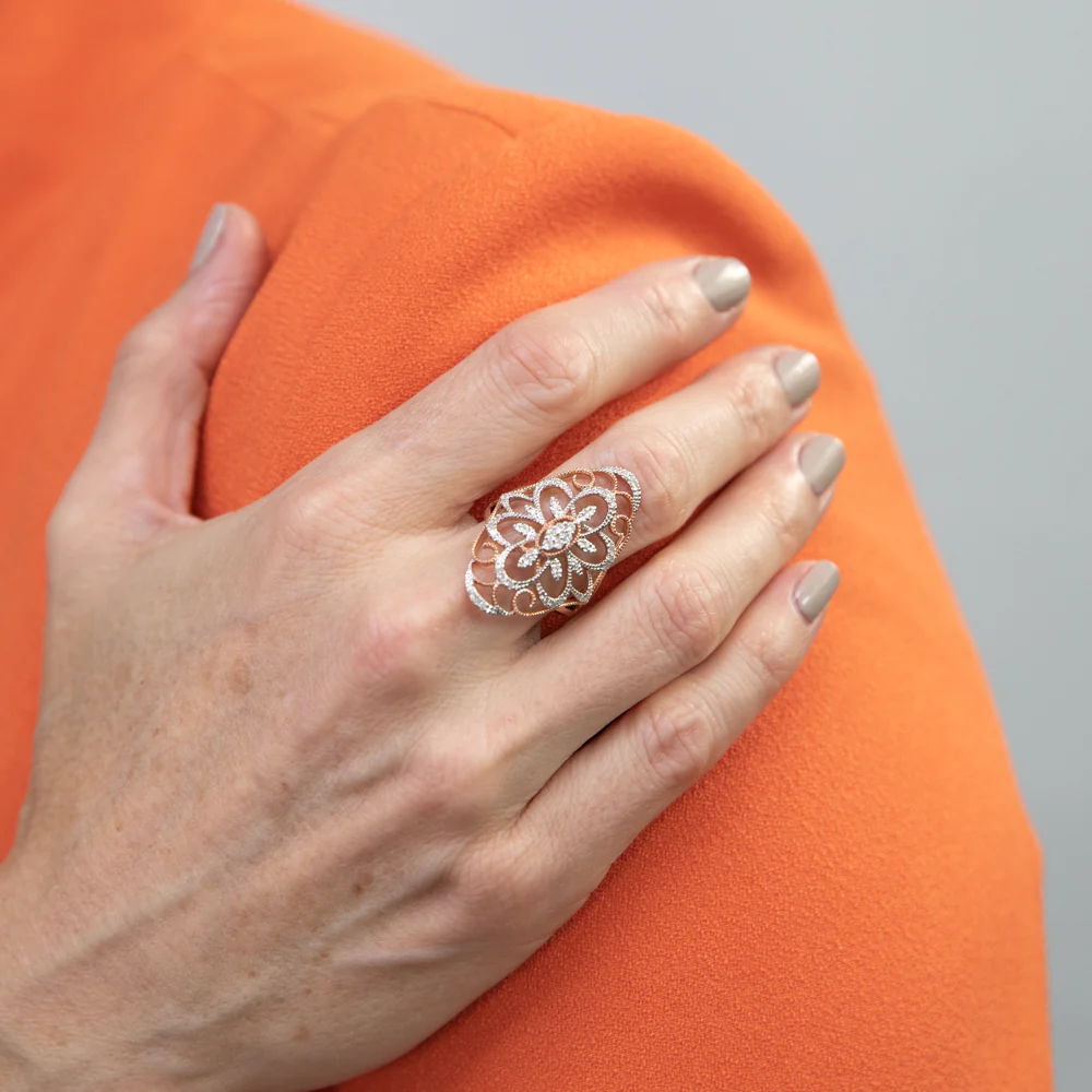 9ct Rose Gold Ring with Carat of Diamonds - Image 4