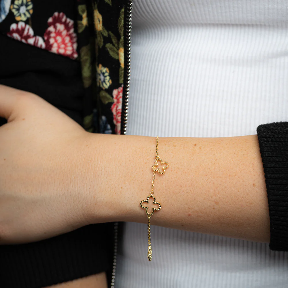 9ct Silvefilled Leaf Clover Bracelet - Image 3