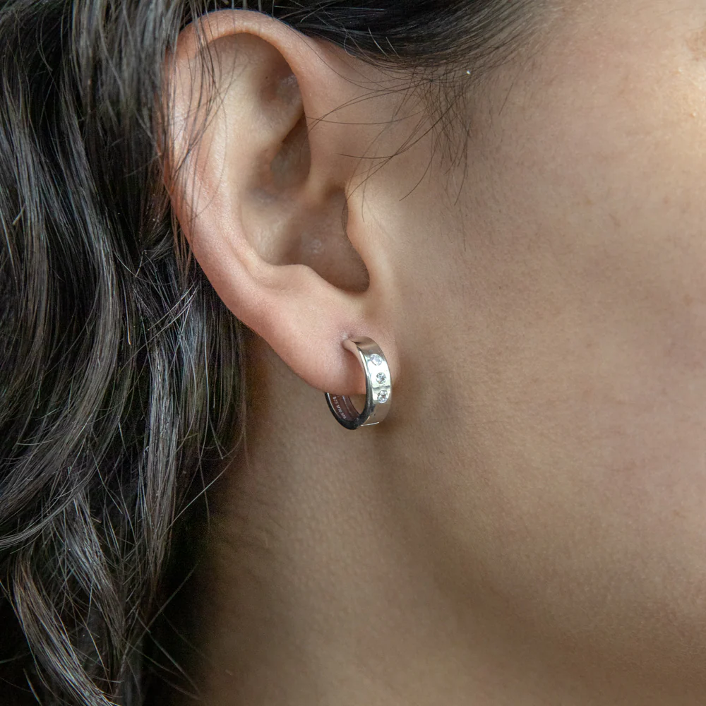9ct Silverfilled White Gold Cubic Zirconia 10mm Hoop Earrings - Image 2