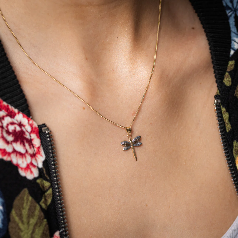 9ct Three Tone Dragonfly Pendant - Image 3