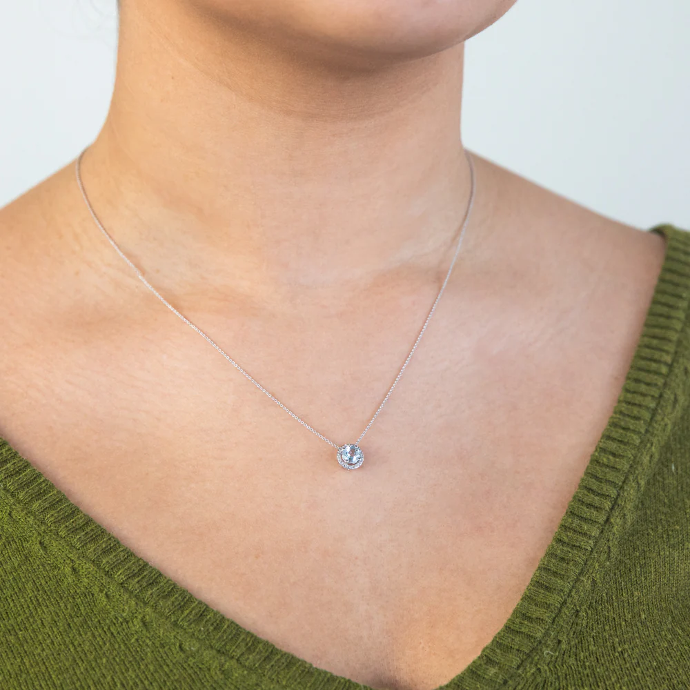 9ct White Gold 0.45ct Aquamarine and Diamond Halo Pendant on 45cm Chain - Image 2