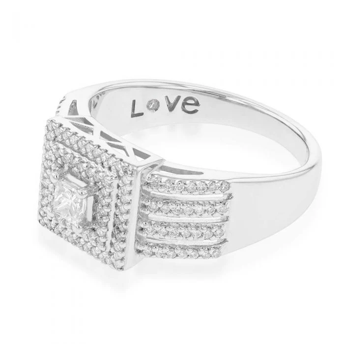9ct White Gold 0.90 Carat Diamond Halo Ring with Princess and Brilliant Cut Diamonds - Image 2