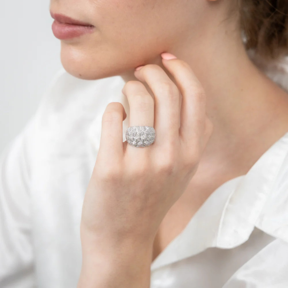 9ct White Gold 1/2 Carat Diamond Ring with 290 Round Brilliant Cut Diamonds - Image 3