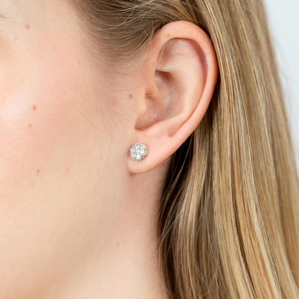 9ct White Gold 1/2 Carat Diamond Stud Earrings - Image 2