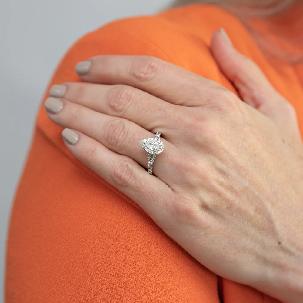 9ct White Gold 1 Carat Pear Cut Diamond Solitaire Ring with Brilliant Halo and Sides - Image 3
