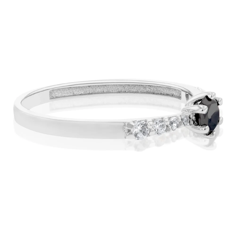 9ct White Gold Black Zirconia Solitaire Fancy Channel Ring - Image 2
