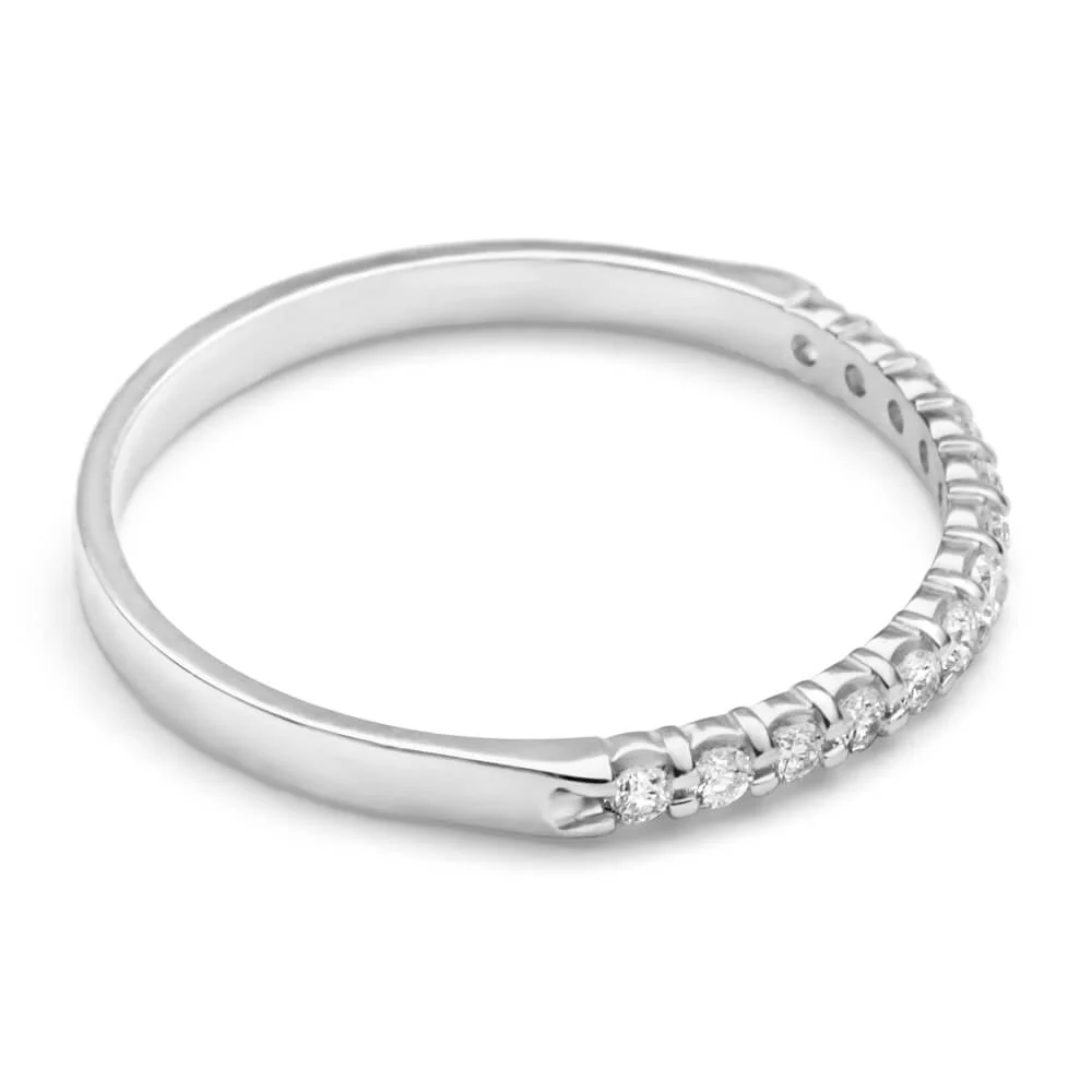 9ct White Gold Diamond Ring Set With 13 Diamonds - Image 2