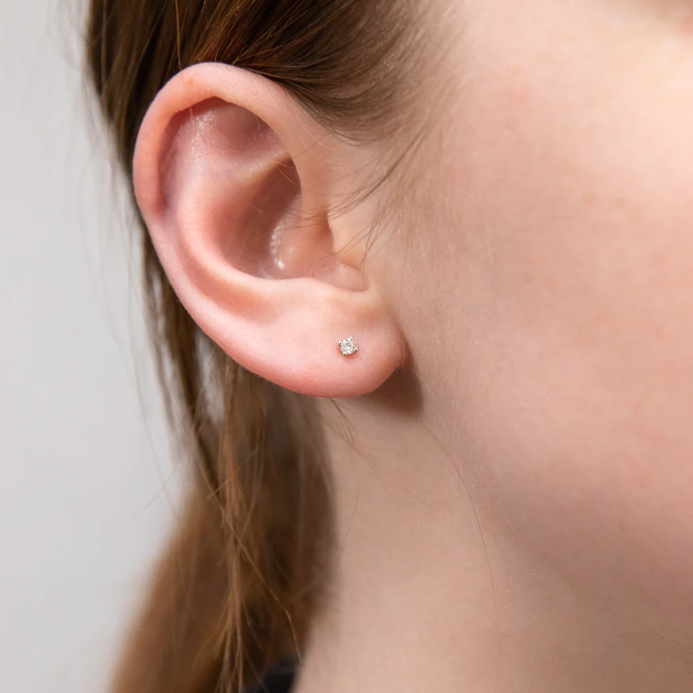 9ct White Gold Diamond Stud "Arabella" Earrings - Image 3