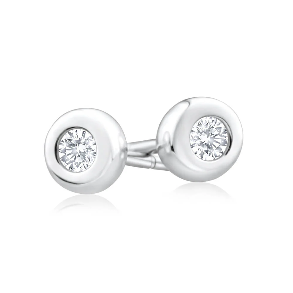 9ct White Gold Diamond Stud Earrings Set With 2 Brilliant Cut Diamonds - Image 2