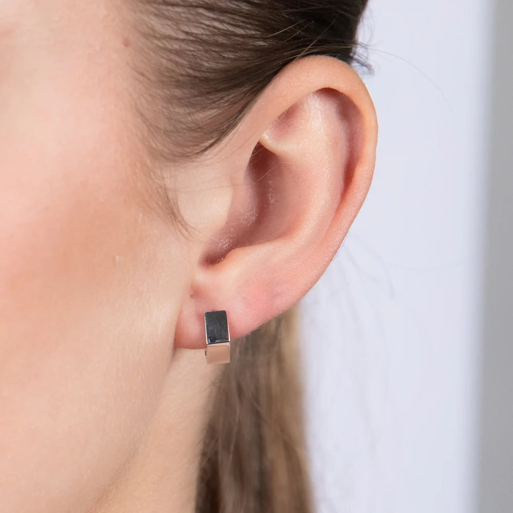 9ct White Gold Geometric Shape 9.7mm Hoop Earrings - Image 2