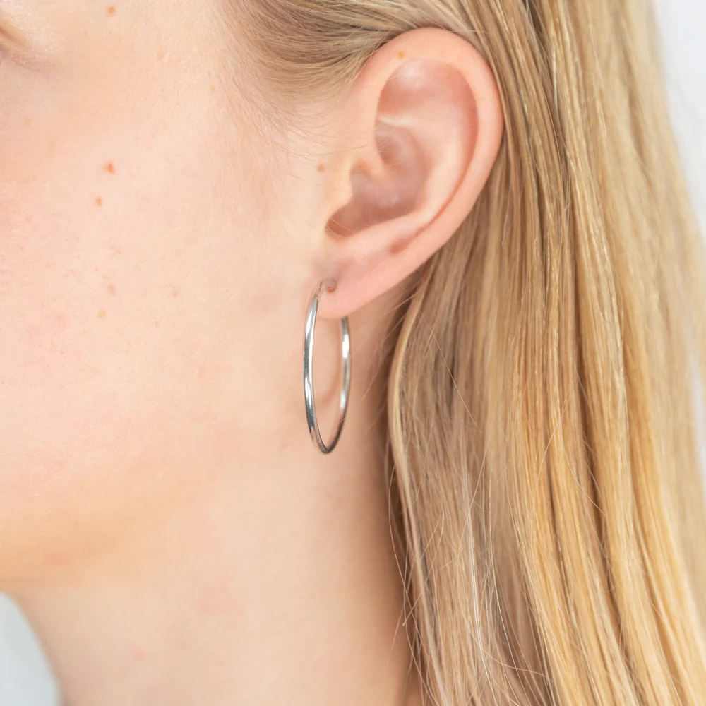 9ct White Gold Plain 30mm Hoops - Image 2